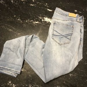 Aeropostale distressed skinny jeans